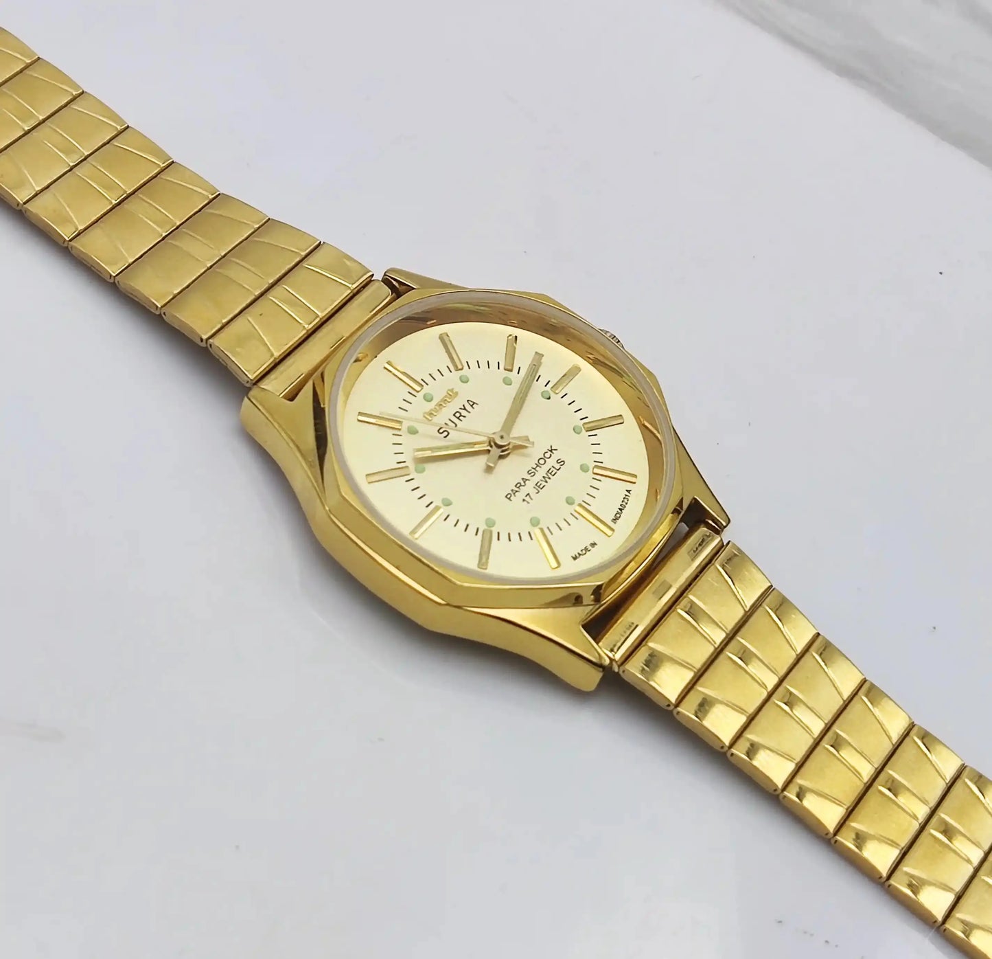 HMT Surya Golden Dial Para Shock 17 Jewels Handwinding