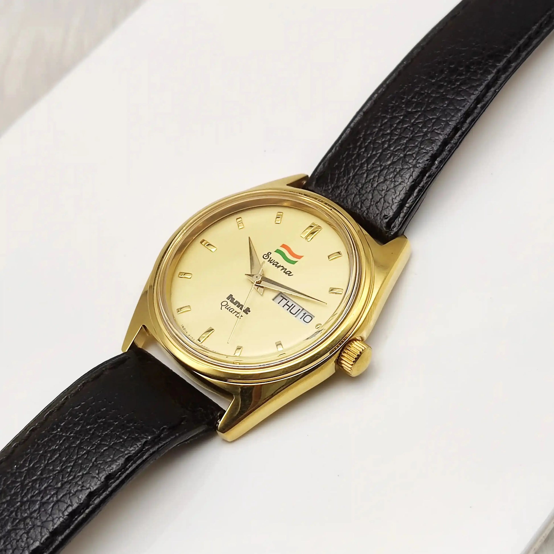 HMT Swarna Cream Dial Day Date Function