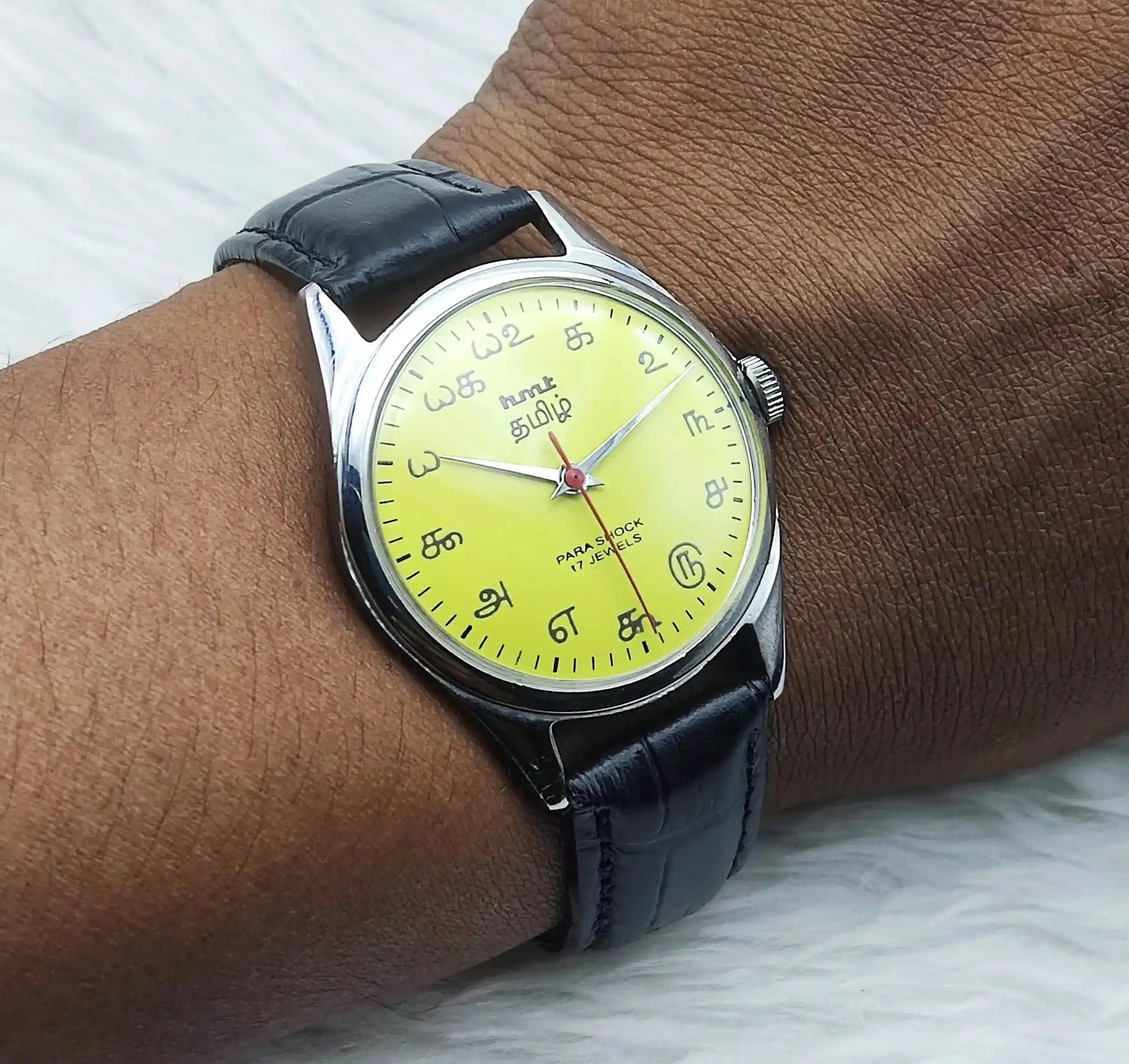 HMT Tamil Yellow Dial Para Shock 17 Jewels Handwinding 0231