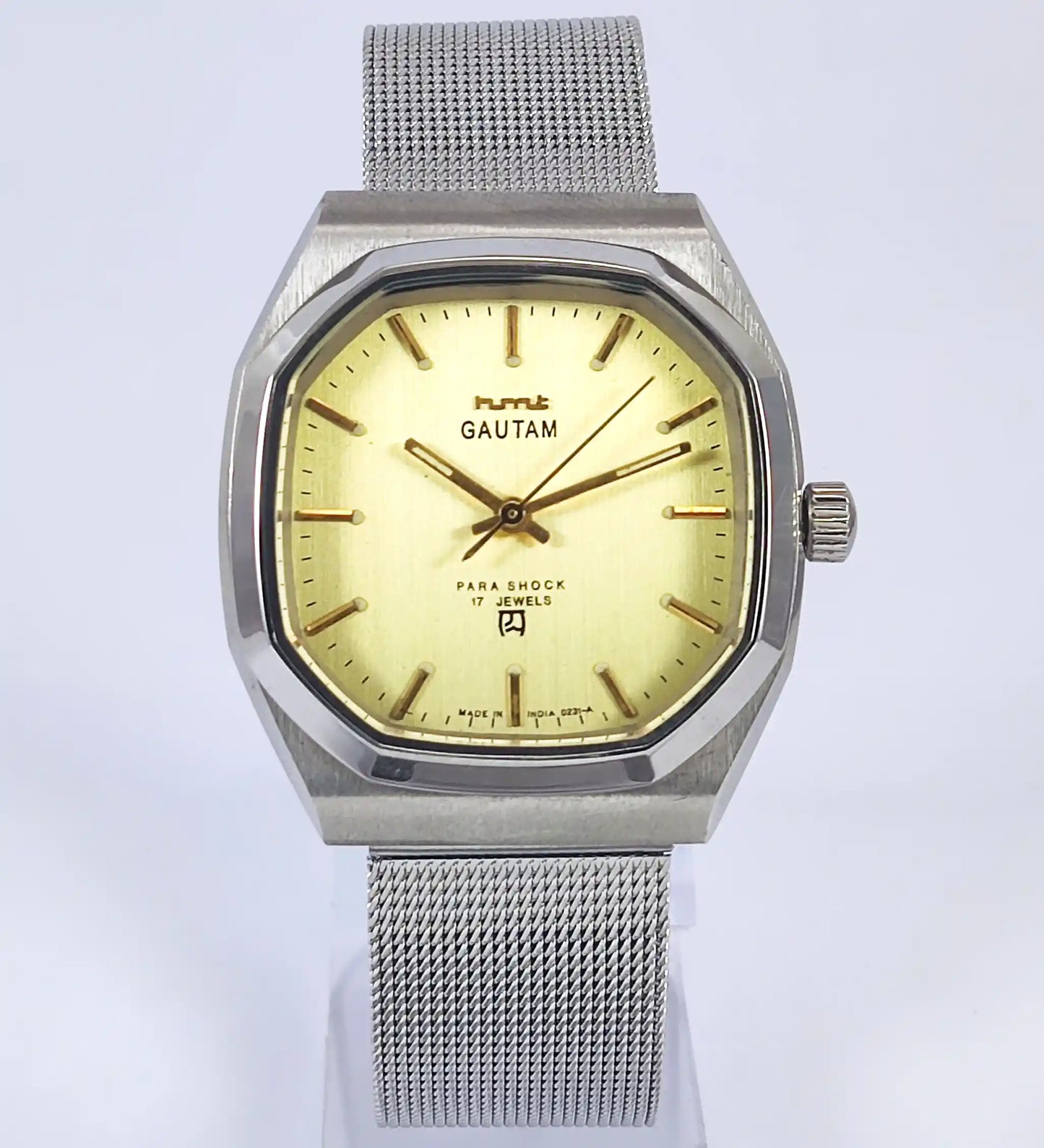 HMT Gautam Para Shock 17 Jewels Golden Dial Handwinding Discover-Diamonds