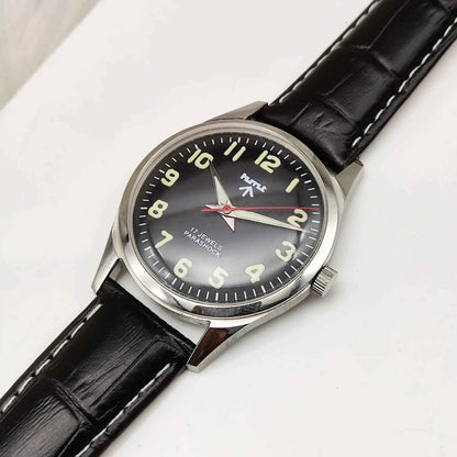 HMT Glow In The Dark Black Dial English Numerals Handwinding 17 Jewels