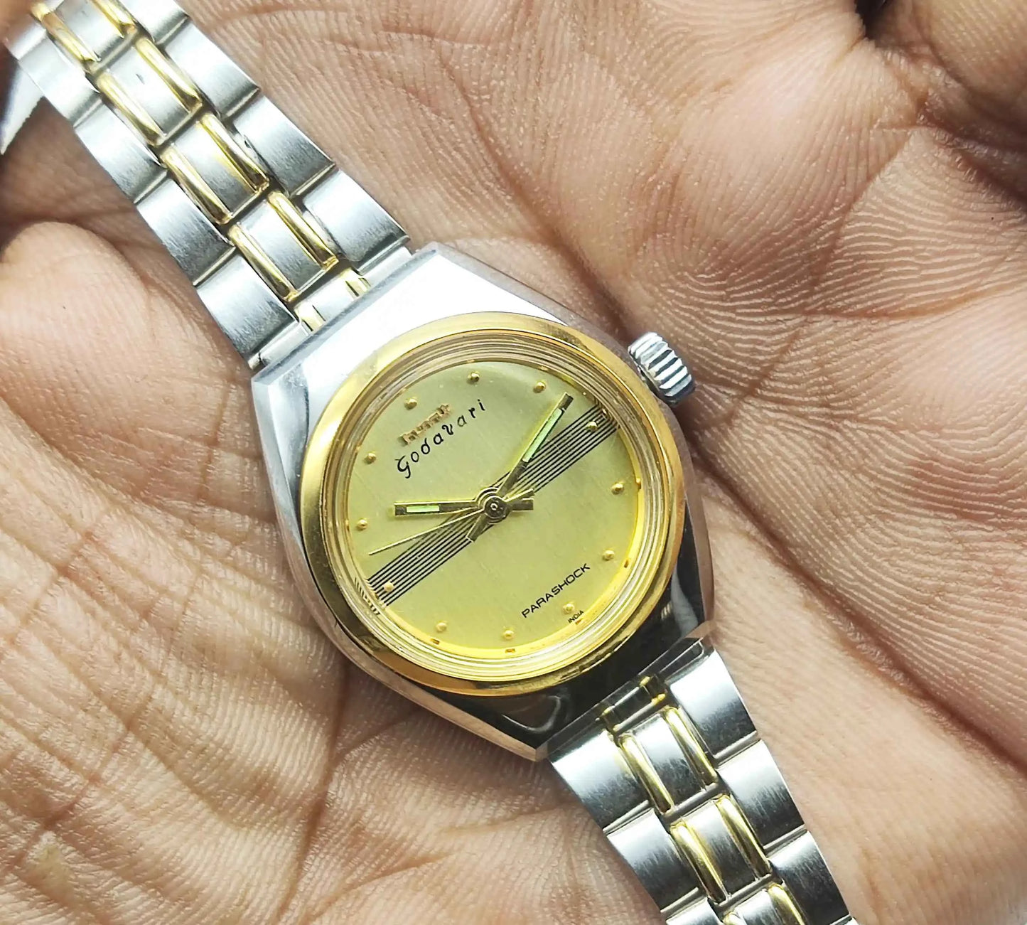 HMT Godavari 17 Jewels Golden Dial Dotted Indices Handwinding Women Watch 2543