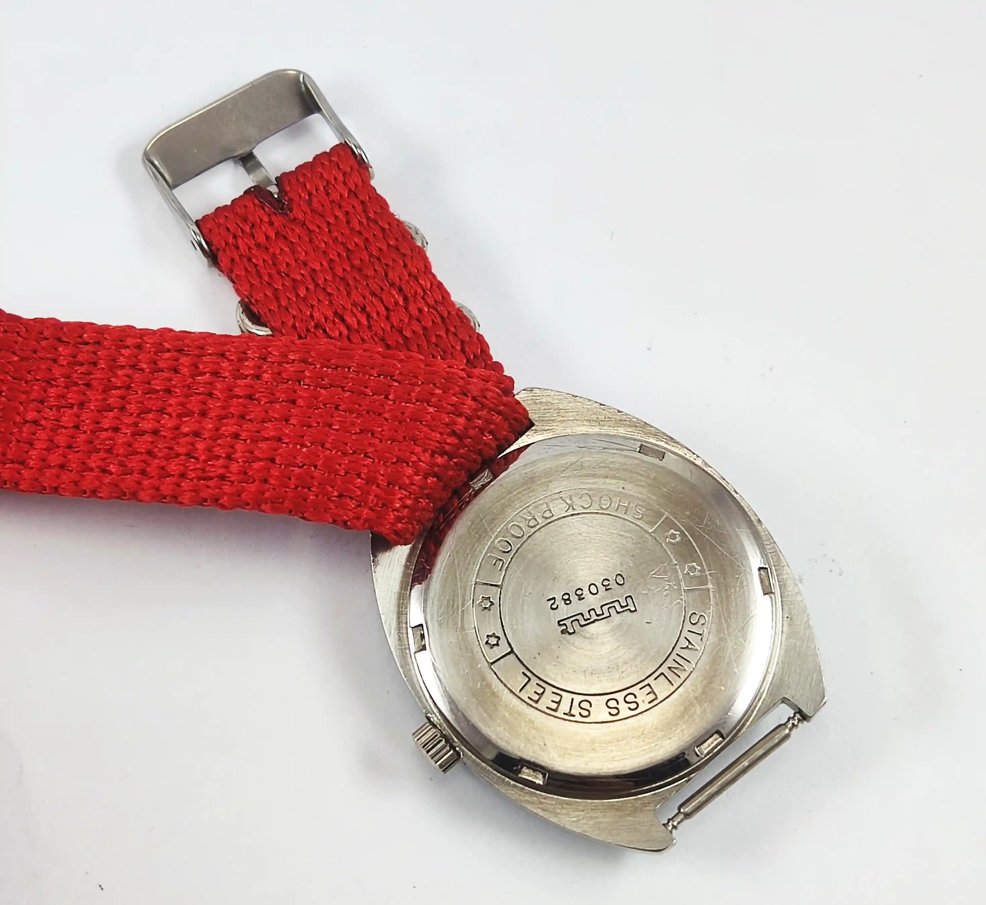 HMT Janata 17 Jewels Para Shock Blue Dial Handwinding Discover-Diamonds