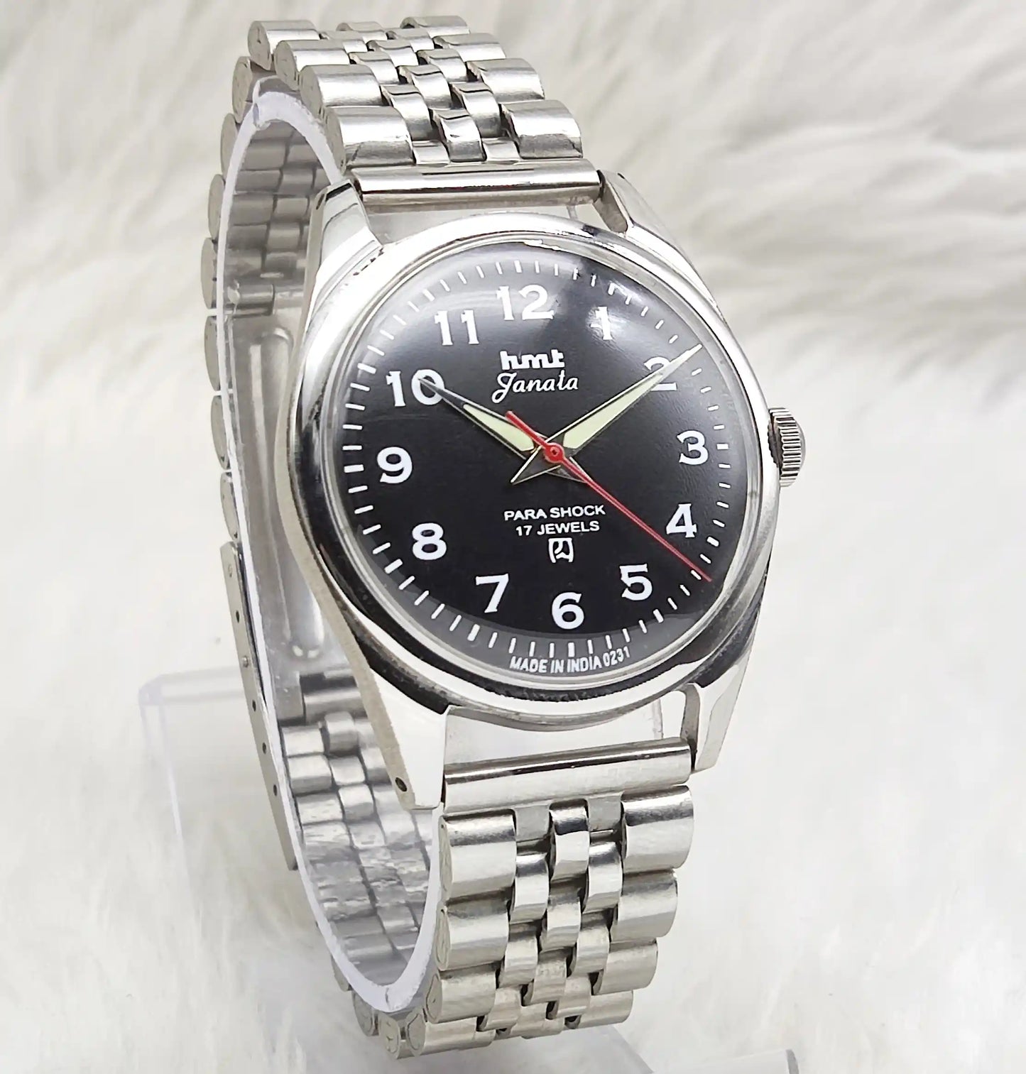HMT Janata English Numerals Indices Black Dial Watch - 17 Jewels, Handwinding Watch