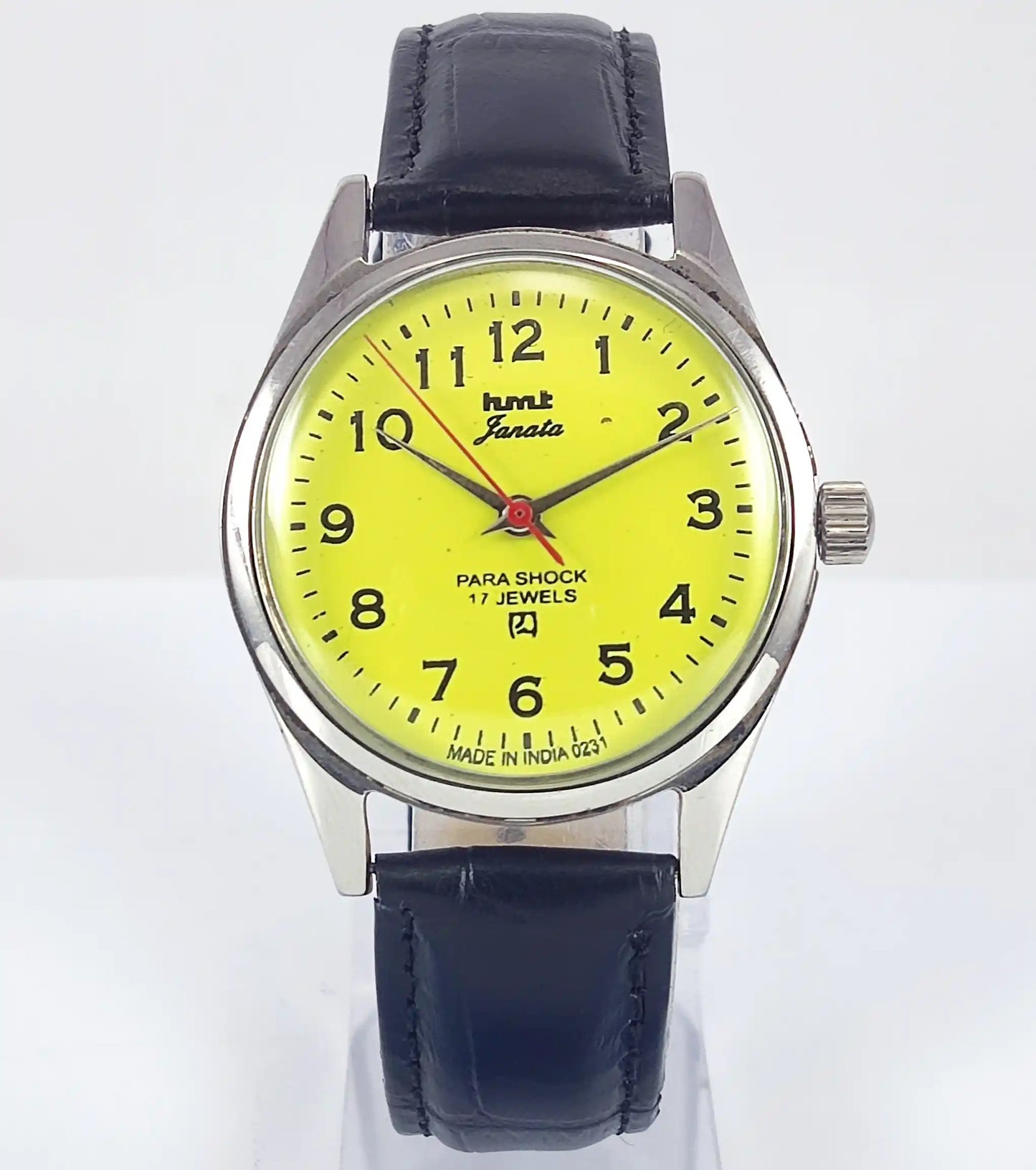 HMT Janata English Numerals Peacock Yellow Dial Para Shock 17 Jewels - Discover-Diamonds