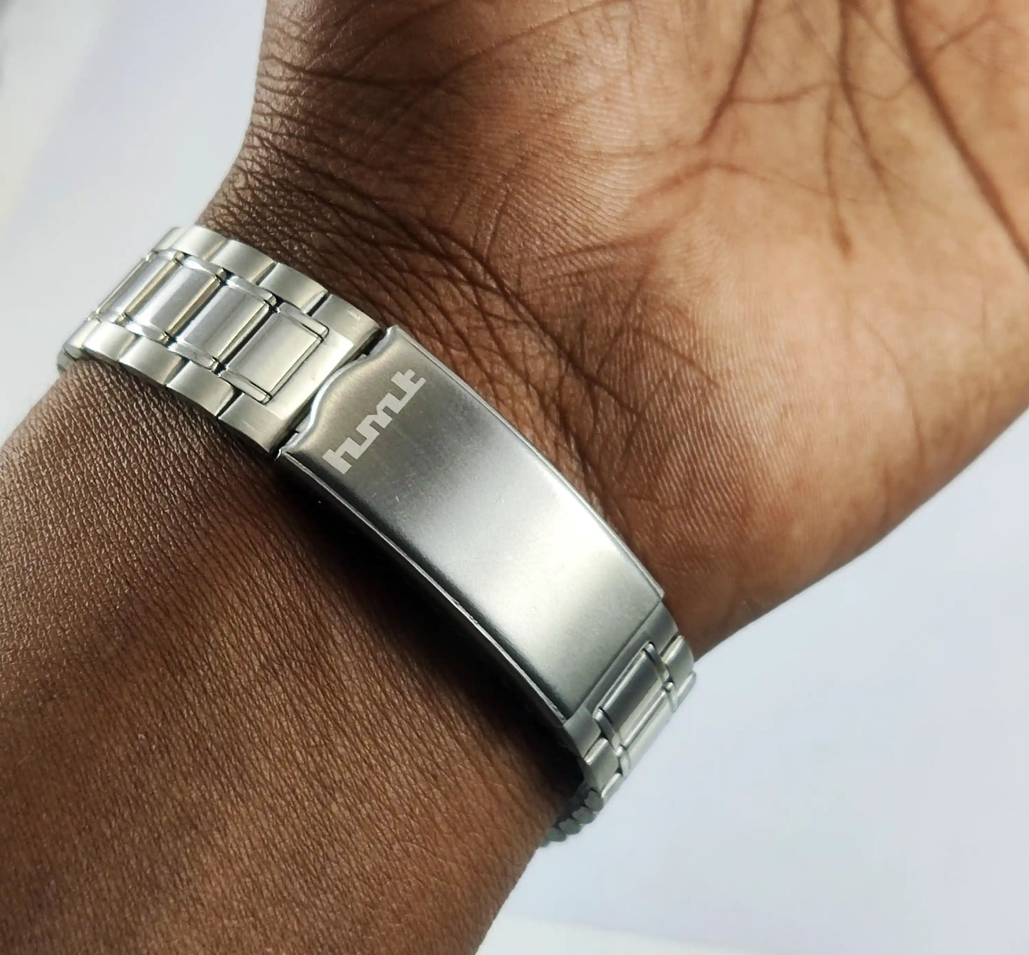 HMT Janata Para Shock 17 Jewels Brown Dial Handwinding Discover-Diamonds