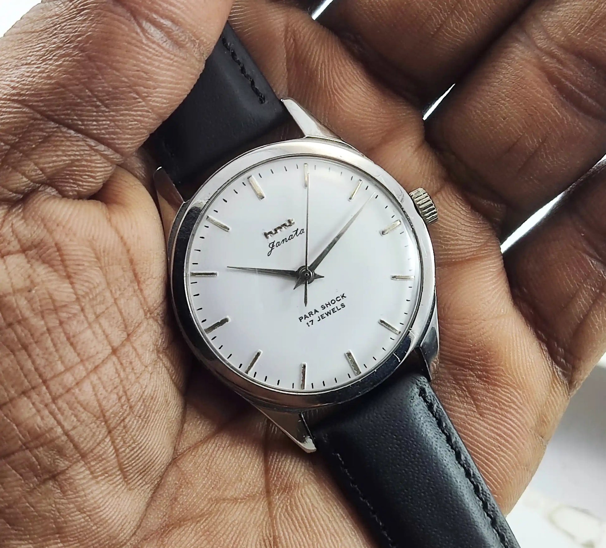 HMT Janata Para Shock 17 Jewels White Dial Handwinding Discover-Diamonds