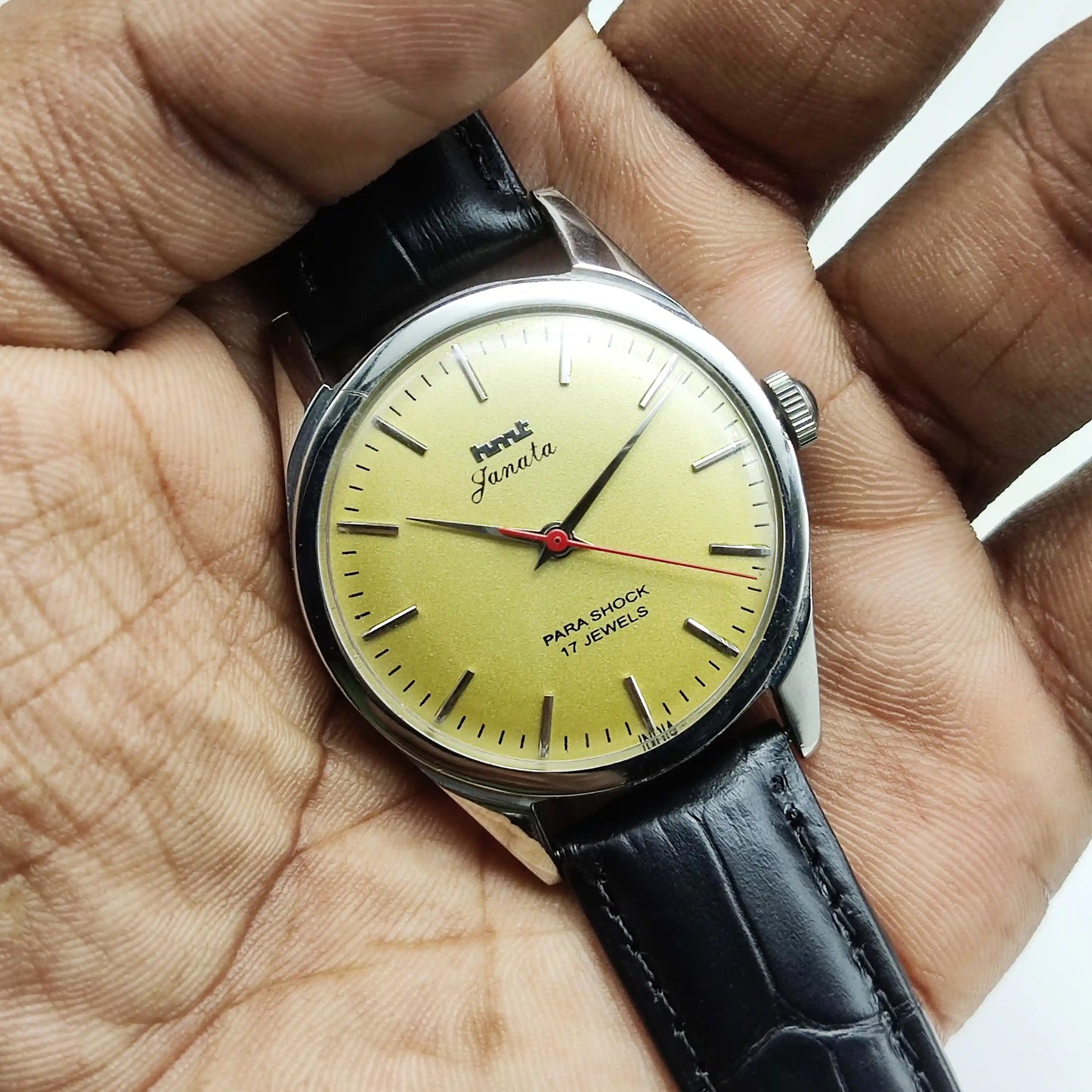 HMT Janata Yellowish Dial Stick indices 17 Jewels Handwinding Men's Watch