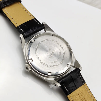 HMT Janata Yellowish Dial Stick indices 17 Jewels Handwinding Men's Watch
