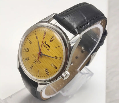 HMT Jubilee Watch 17 Jewels Yellow Dial Handwinding Timepiece