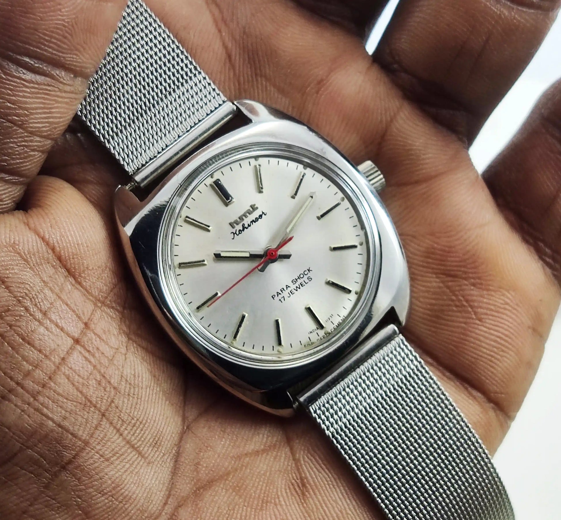 HMT Kohinoor 17 Jewels Para Shock 17 Jewels Silver Dial Watch - Discover-Diamonds