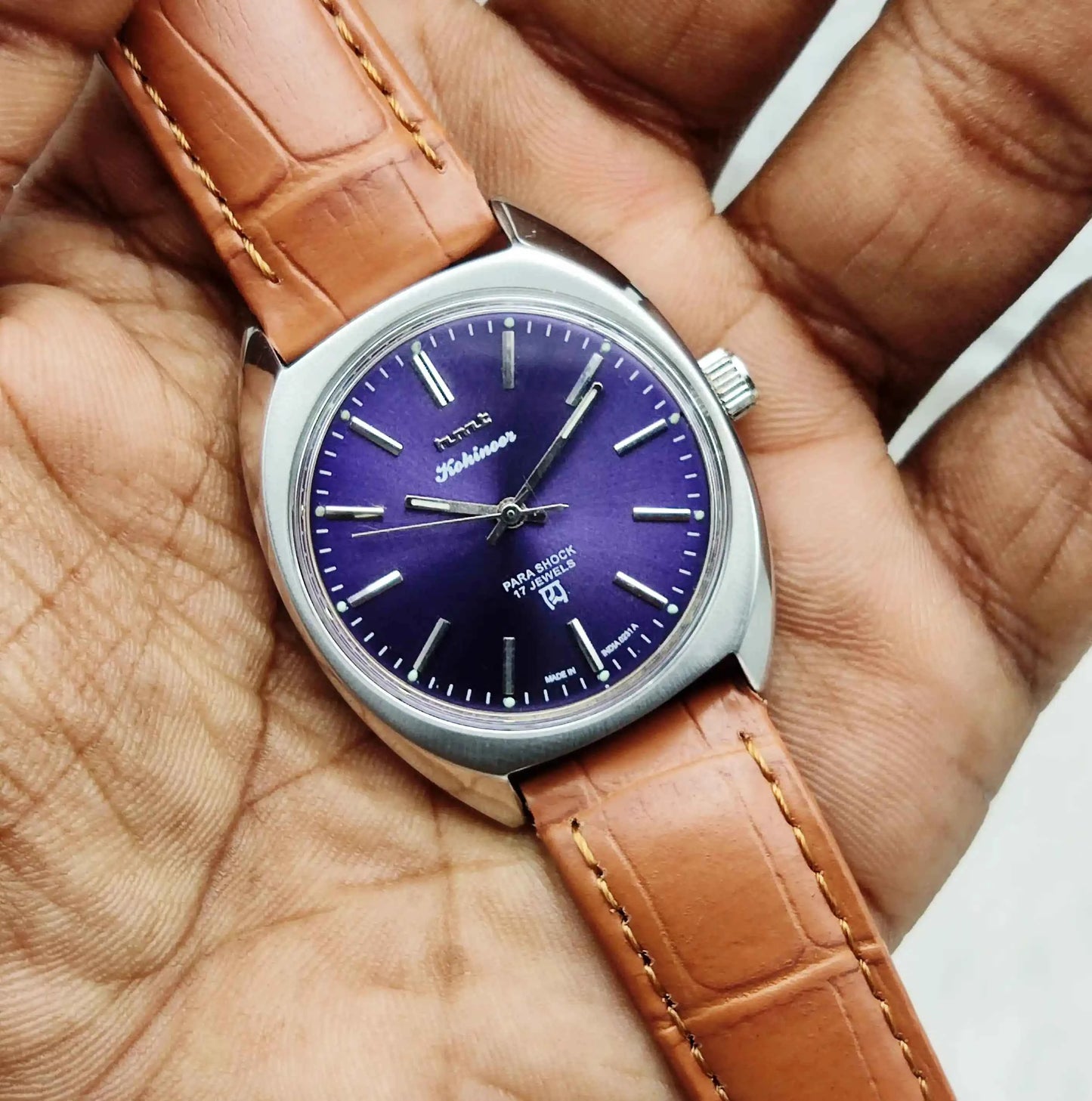 HMT Kohinoor Men's Watch with Purple Dial - 17 Jewels Handwinding Timepiece