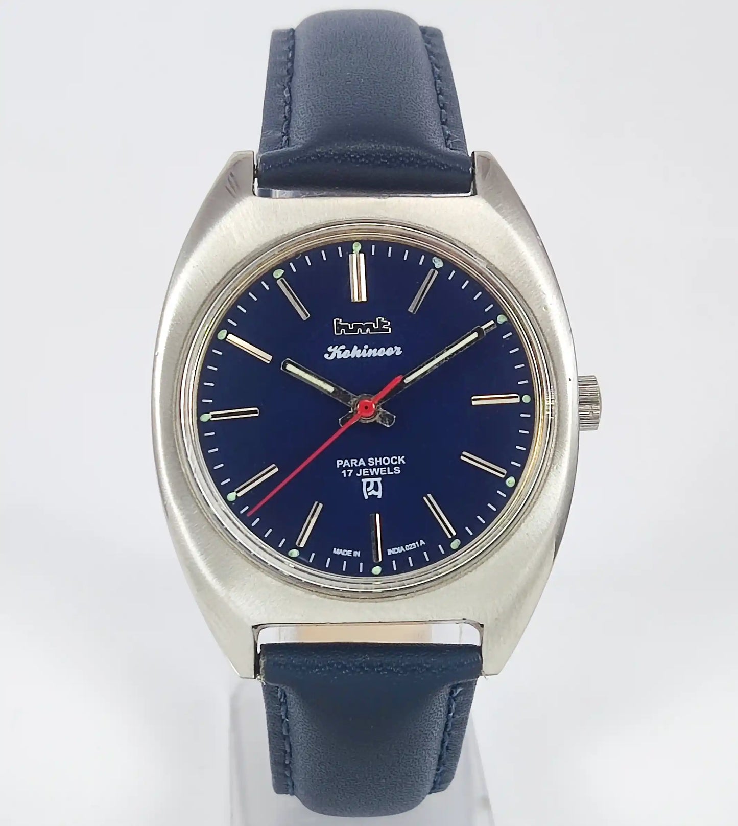 HMT Kohinoor Devanagari Font Green Dial 17 Jewels Para Shock Discover-Diamonds