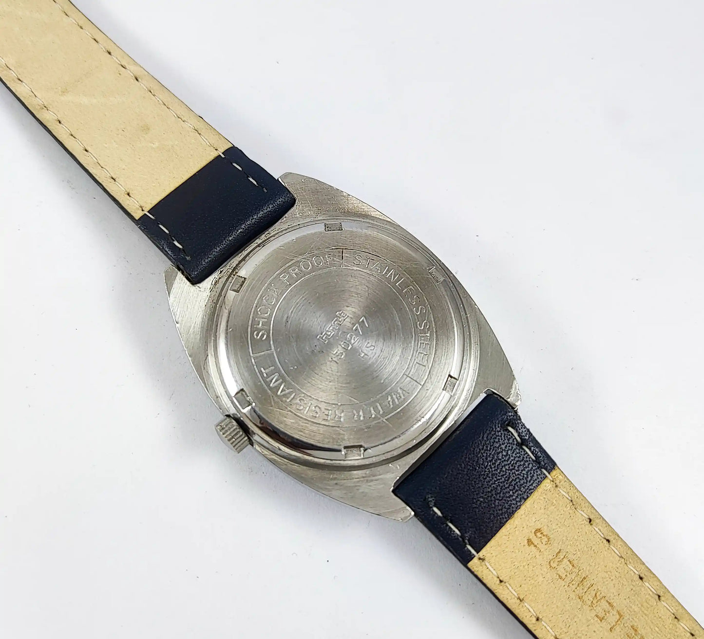 HMT Kohinoor Devanagari Font Green Dial 17 Jewels Para Shock Discover-Diamonds