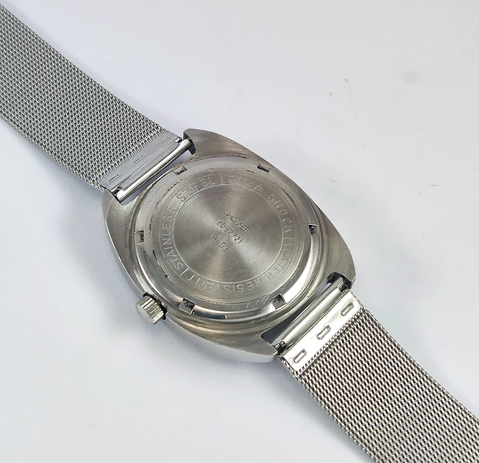 HMT Kohinoor Devanagari Font Green Dial 17 Jewels Para Shock Discover-Diamonds