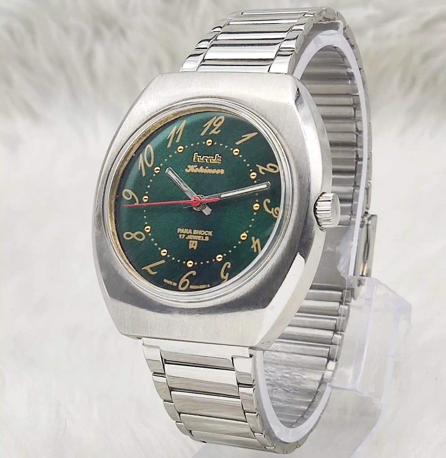 HMT Kohinoor Handwinding Watch with 17 Jewels and Greenish Dial