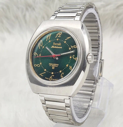 HMT Kohinoor Handwinding Watch with 17 Jewels and Greenish Dial