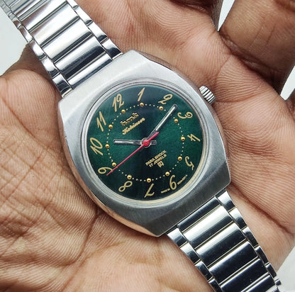 HMT Kohinoor Handwinding Watch with 17 Jewels and Greenish Dial