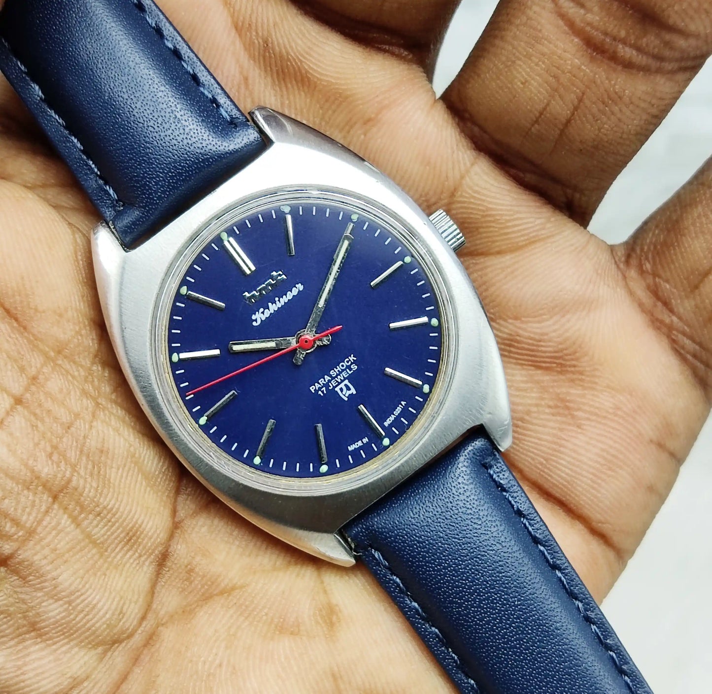 HMT Kohinoor Handwinding Watch 0231 with 17 Jewels and Dark Blue Dial Stick Indices