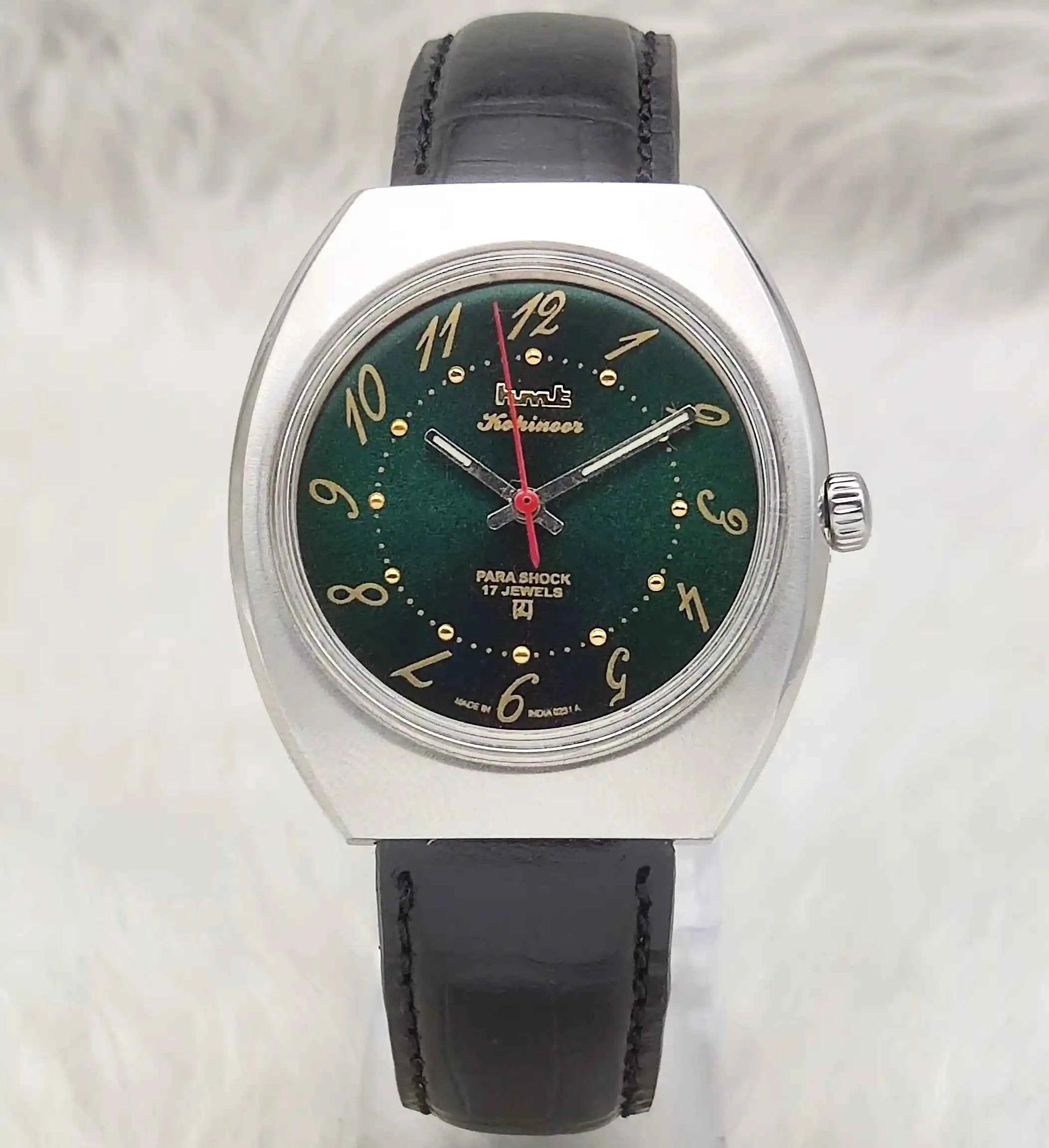 HMT Kohinoor Handwinding 17 Jewels Golden Dial Watch