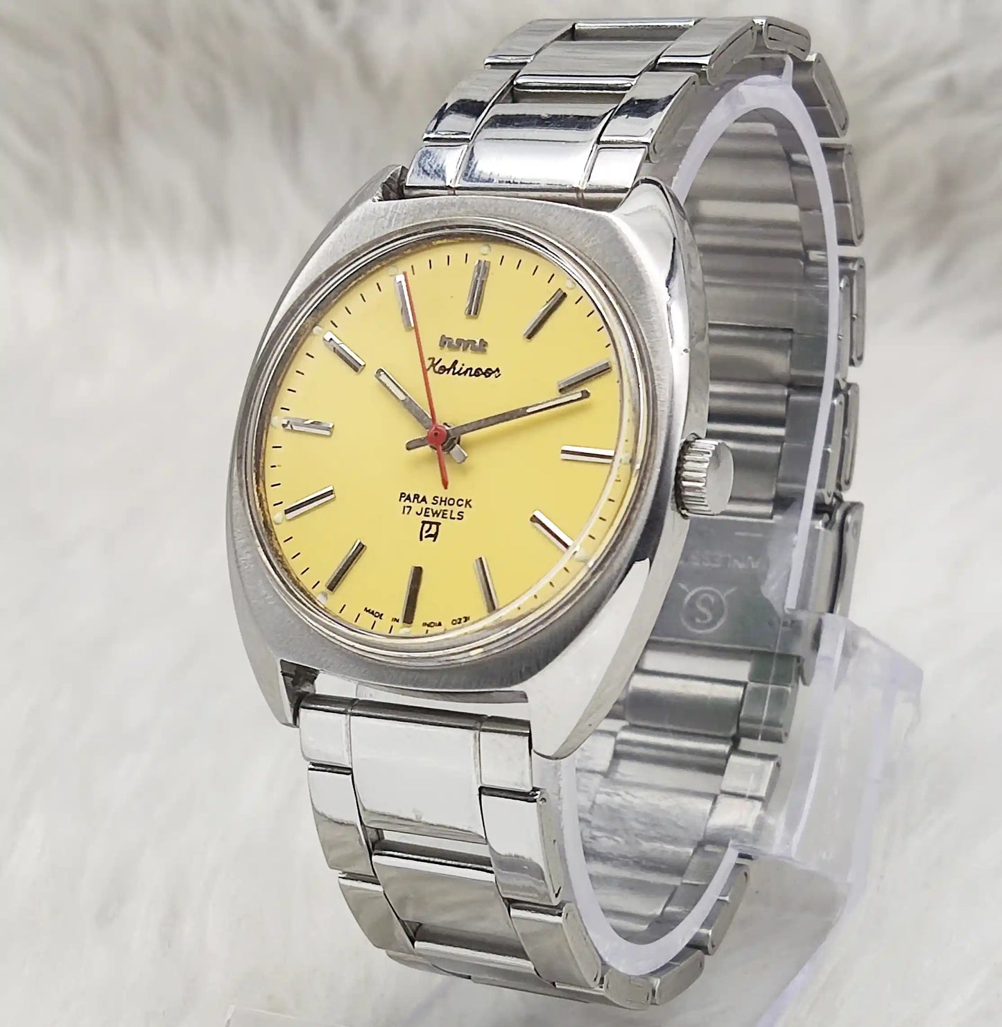 HMT Kohinoor Handwinding Yellow Dial 17 Jewels Men's Watch