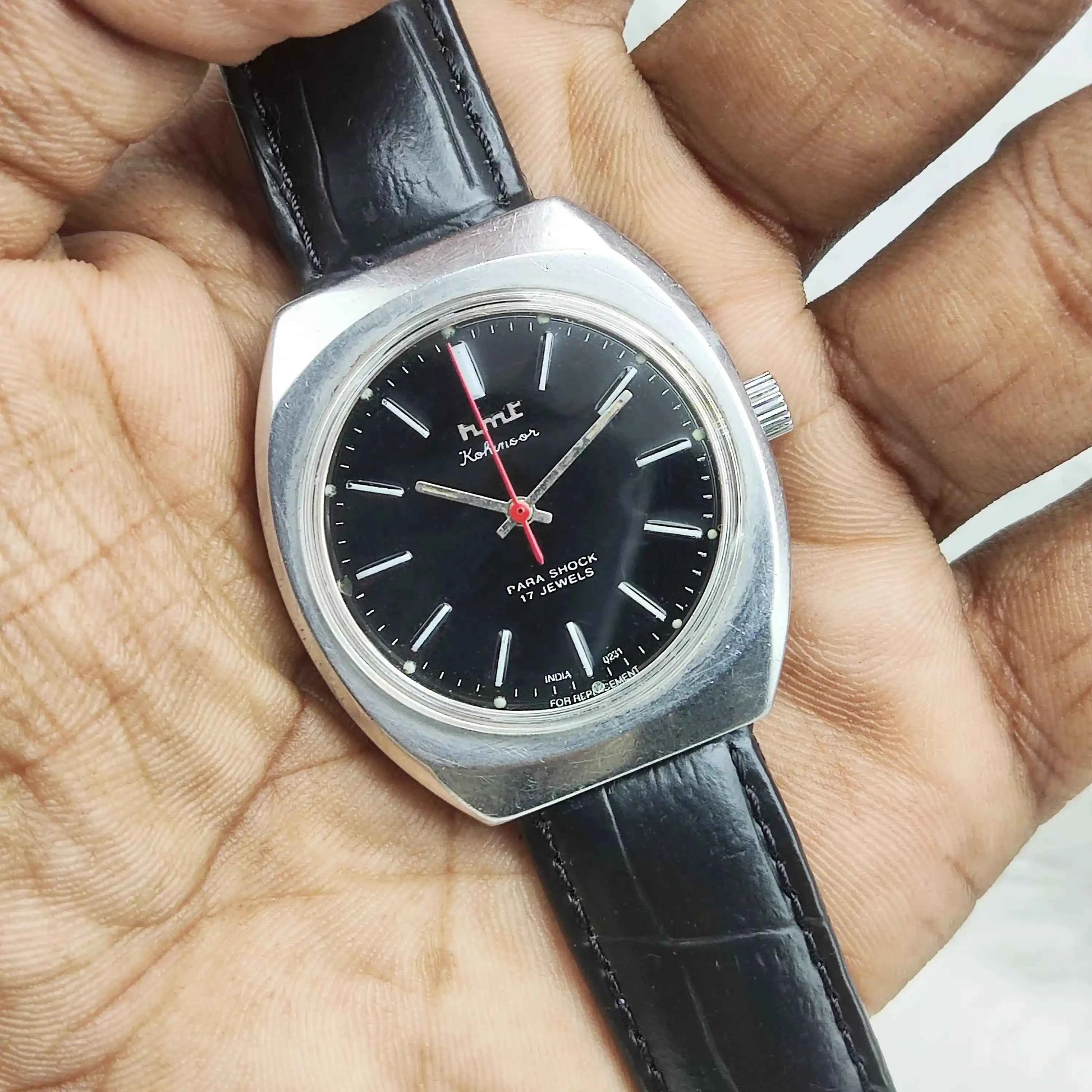 HMT Kohinoor Mechanical Watch 17 Jewels, Stick Indices, Yellow Dial, Handwinding Movement (Copy)