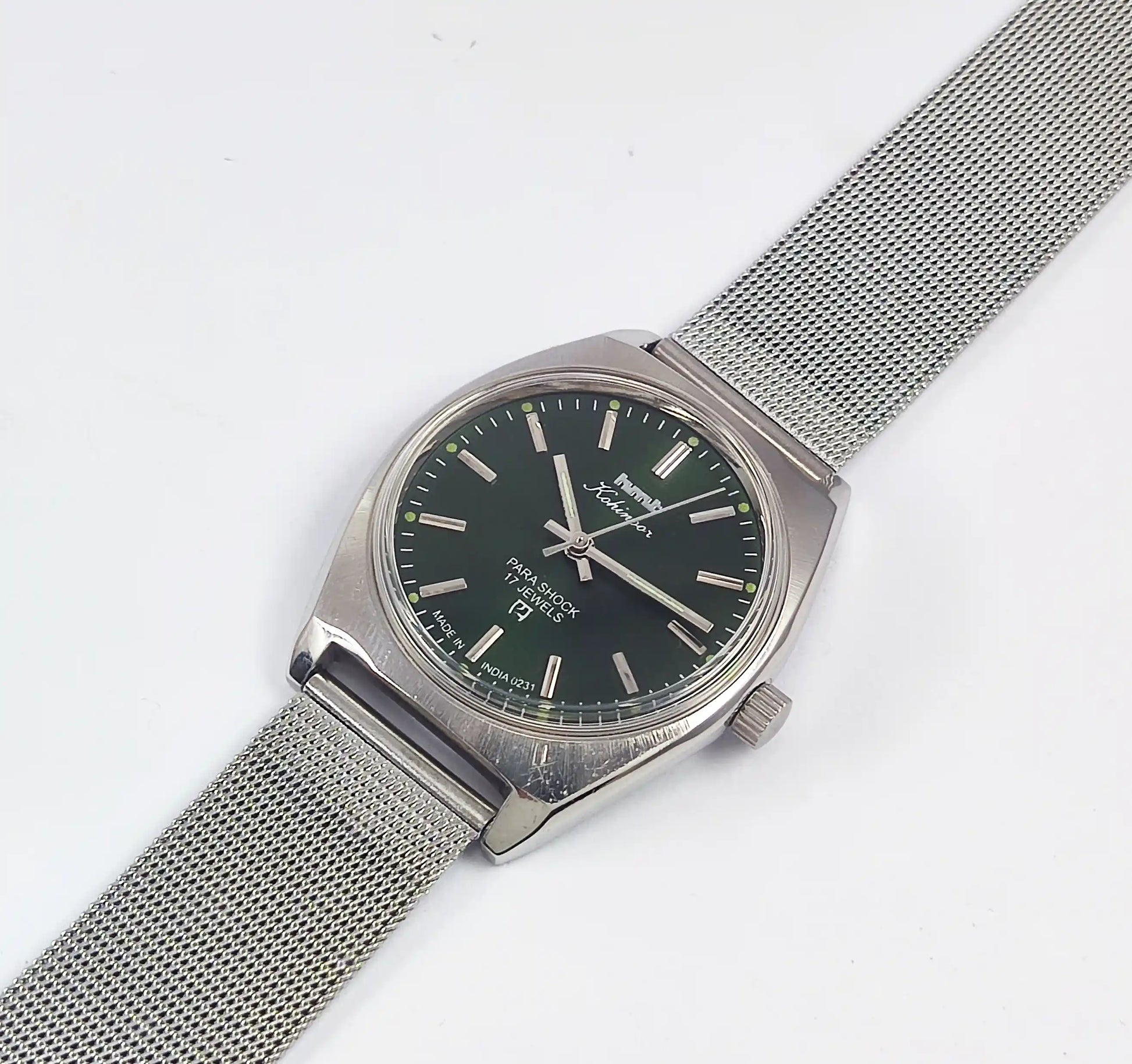 HMT Kohinoor Para Shock 17 Jewels Green Dial Handwinding Discover-Diamonds