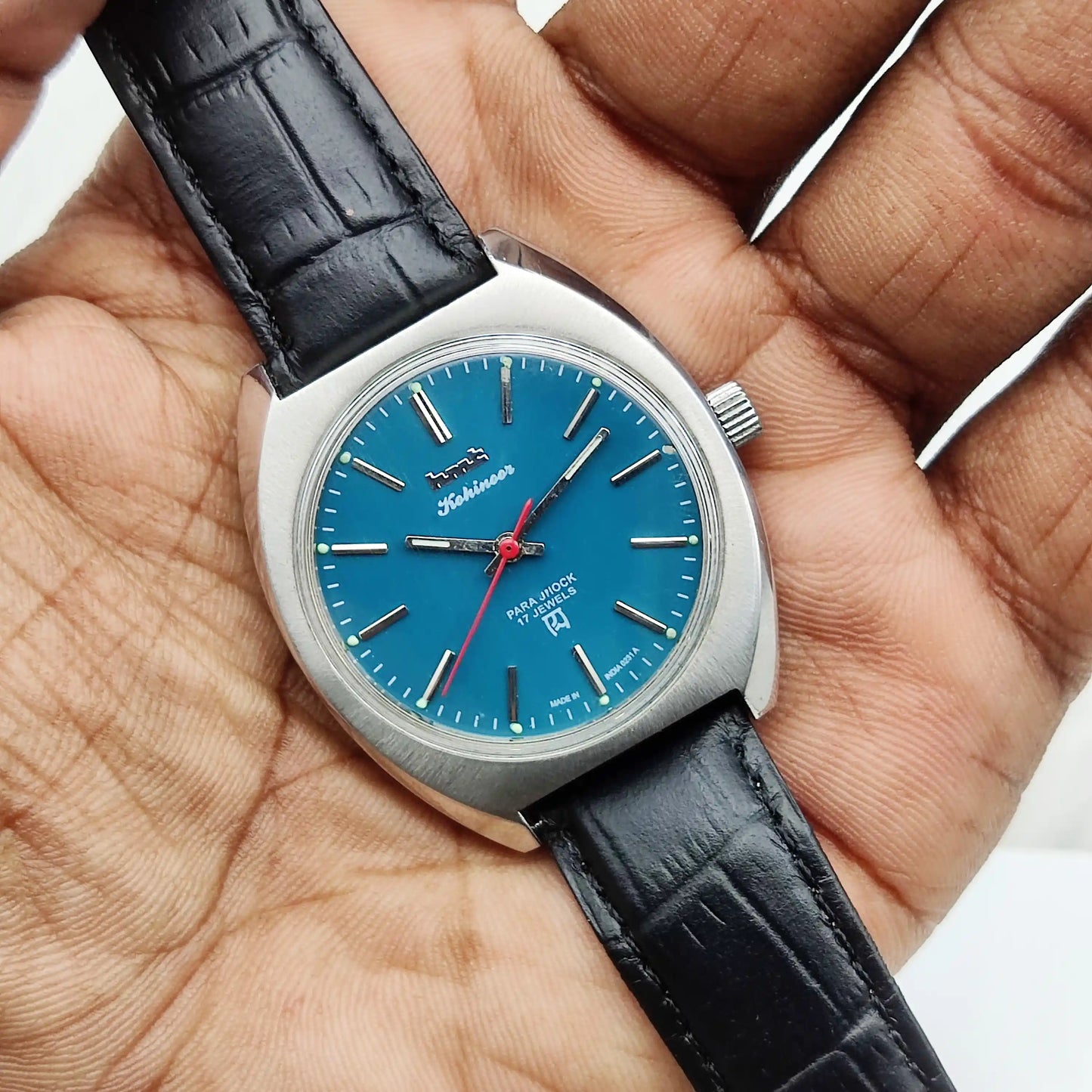 HMT Kohinoor Peacock Green Mechanical Handwinding Men's Watch 0231 - Timeless Craftsmanship