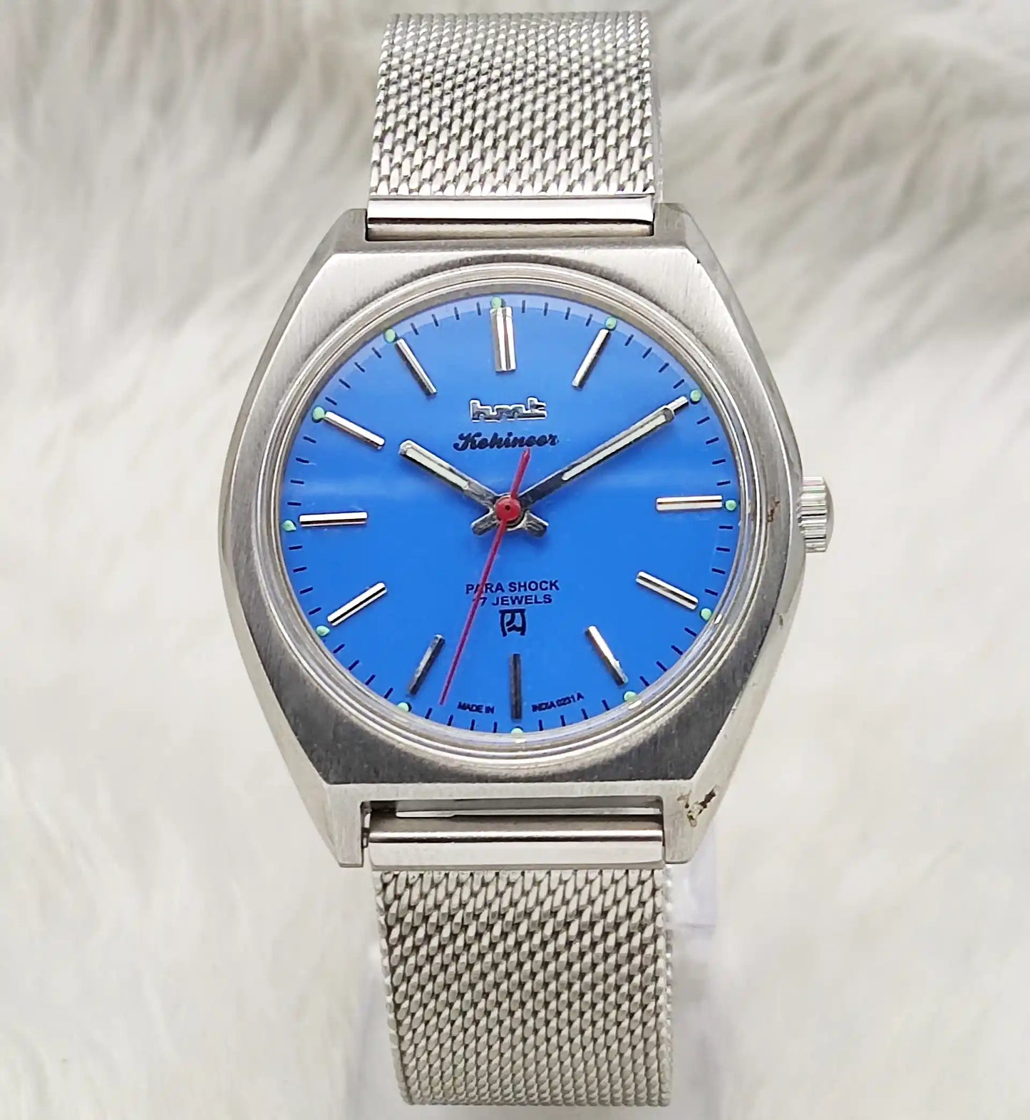 HMT Kohinoor Sky Blue Dial Watch: Experience Timeless Elegance