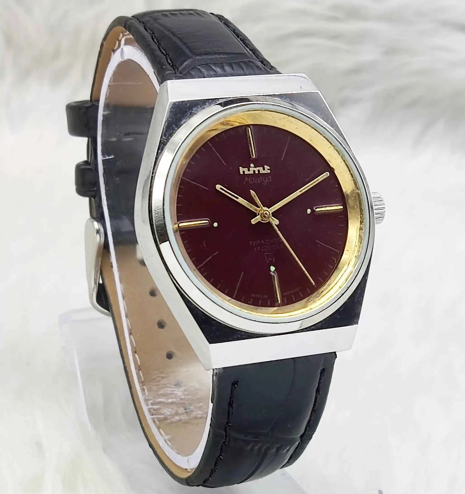 HMT Maurya Maroon Dial Watch 17 Jewels and Stick Indices