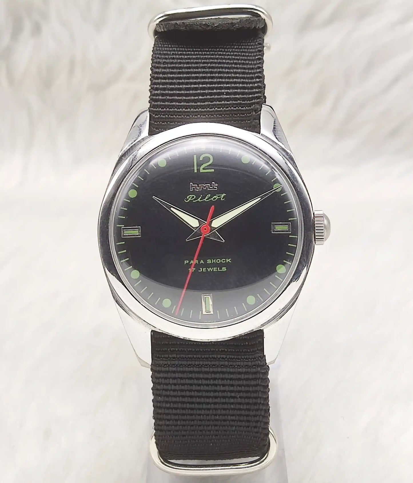 HMT Pilot 17 Jewels Handwinding Black Dial - HMT Timeless Elegance and Precision