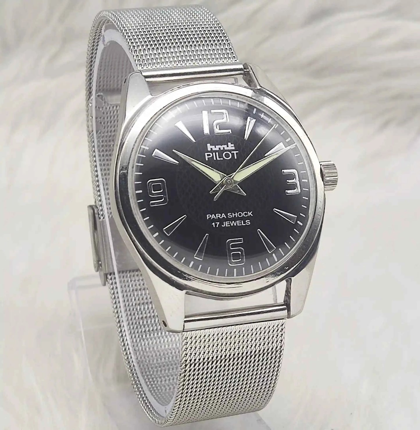 HMT Pilot 17 Jewels Green Dial - Handwinding Men's Watch Numerals Indices
