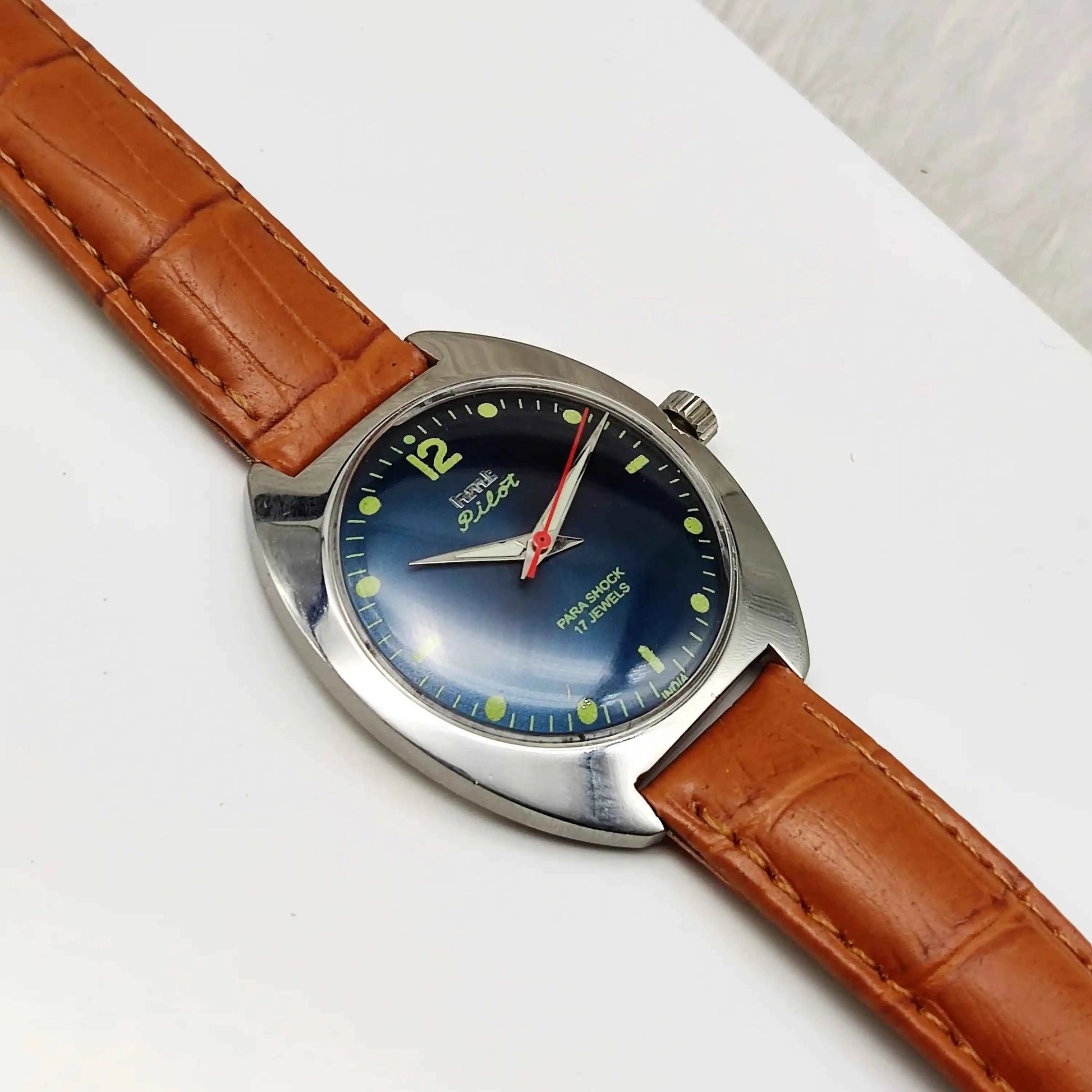 HMT Pilot 17 Jewels Bluish Dial Dotted Indices Handwinding Watch