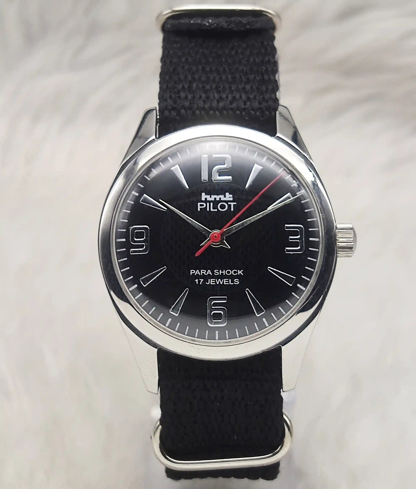 HMT Pilot 17 Jewels Black Dial - Handwinding Men's Watch English Numerals