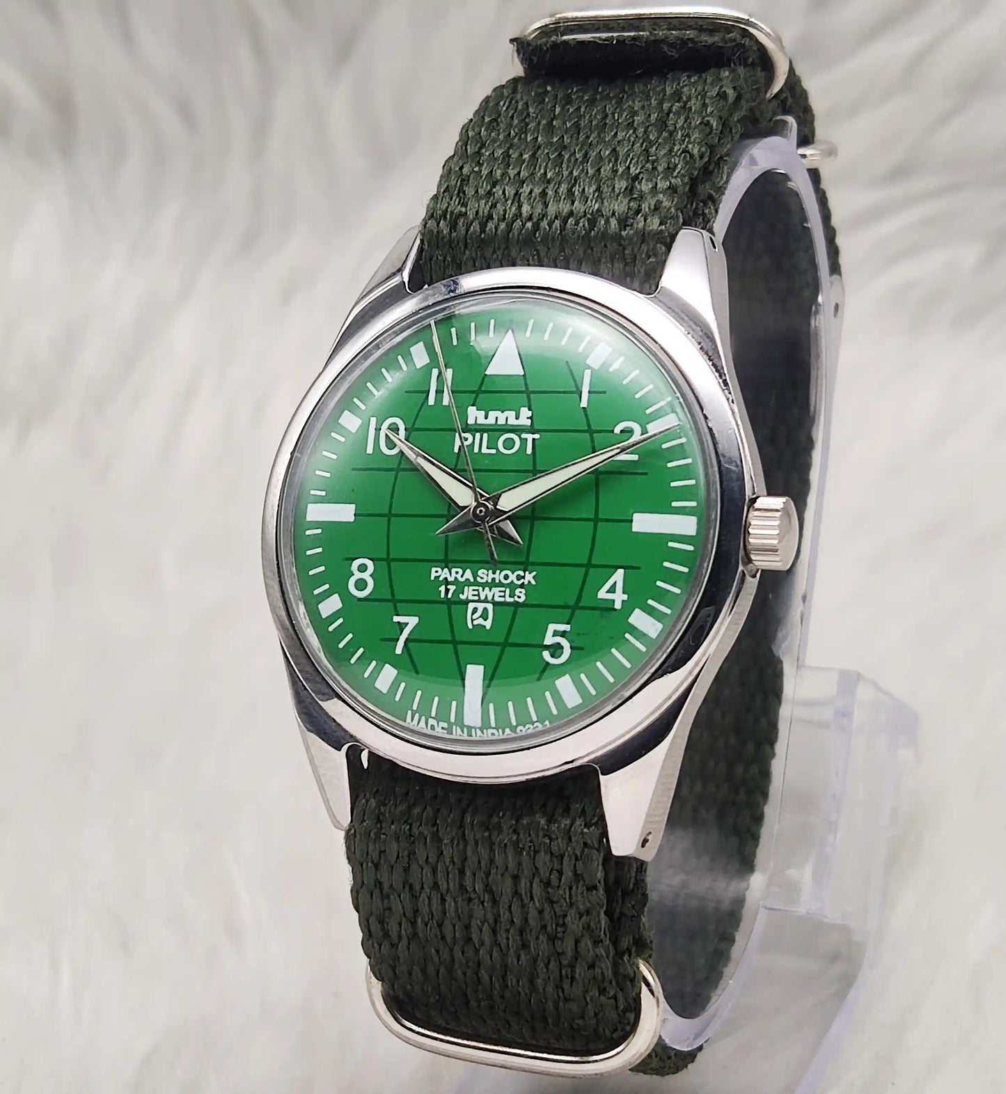 HMT Pilot 17 Jewels Green Dial - Handwinding Men's Watch English Numerals