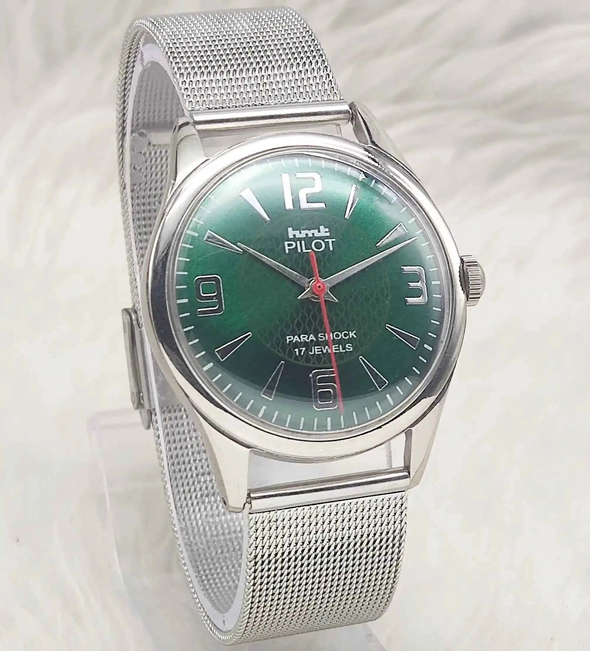 HMT Pilot 17 Jewels Green Dial - Handwinding Men's Watch English Numerals