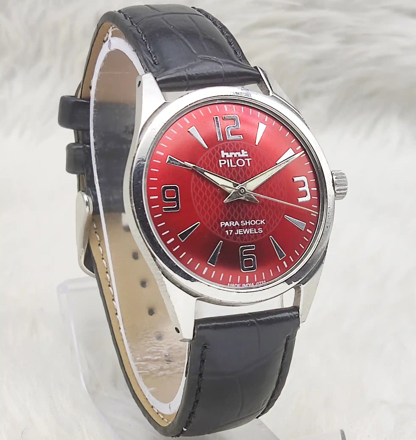 HMT Pilot 17 Jewels Handwinding 17 Jewels Maroon Color Dial Watch