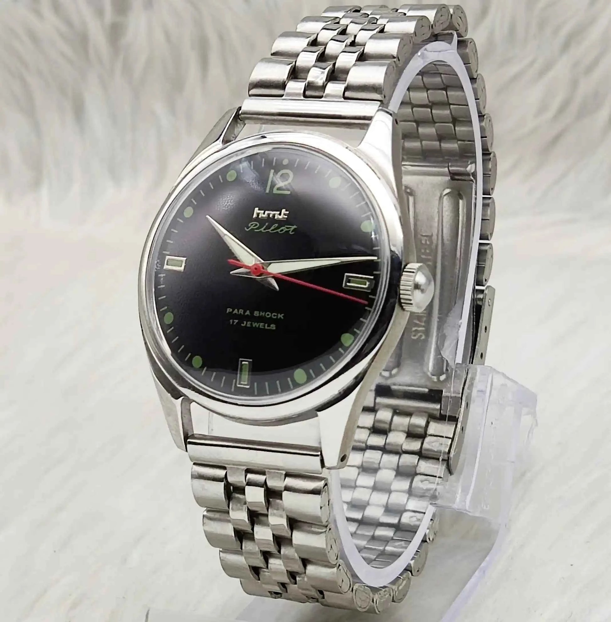 HMT Pilot 17 Jewels Mechanical Handwinding Black Dial Men's Watch