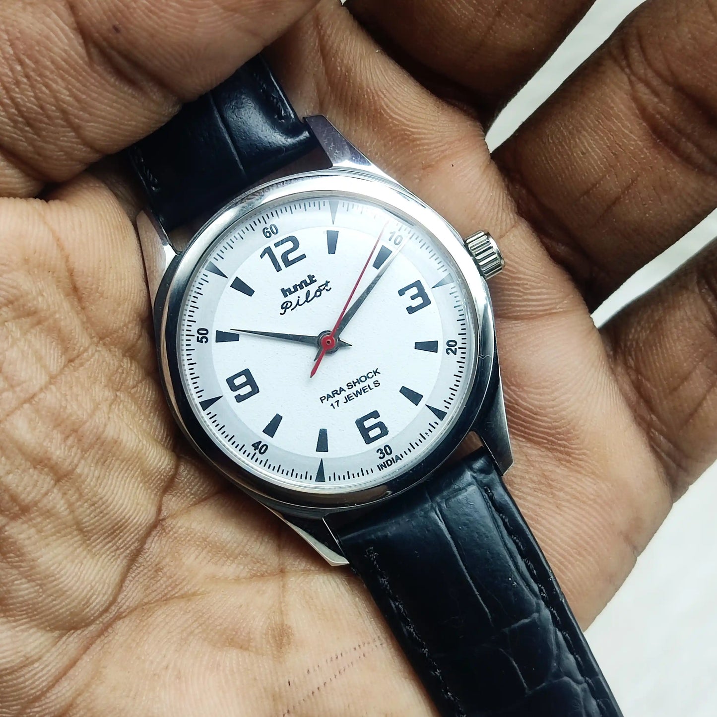 HMT Pilot 17 Jewels White Dial - Handwinding Men's Watch English-Stick Numerals Transparent Back