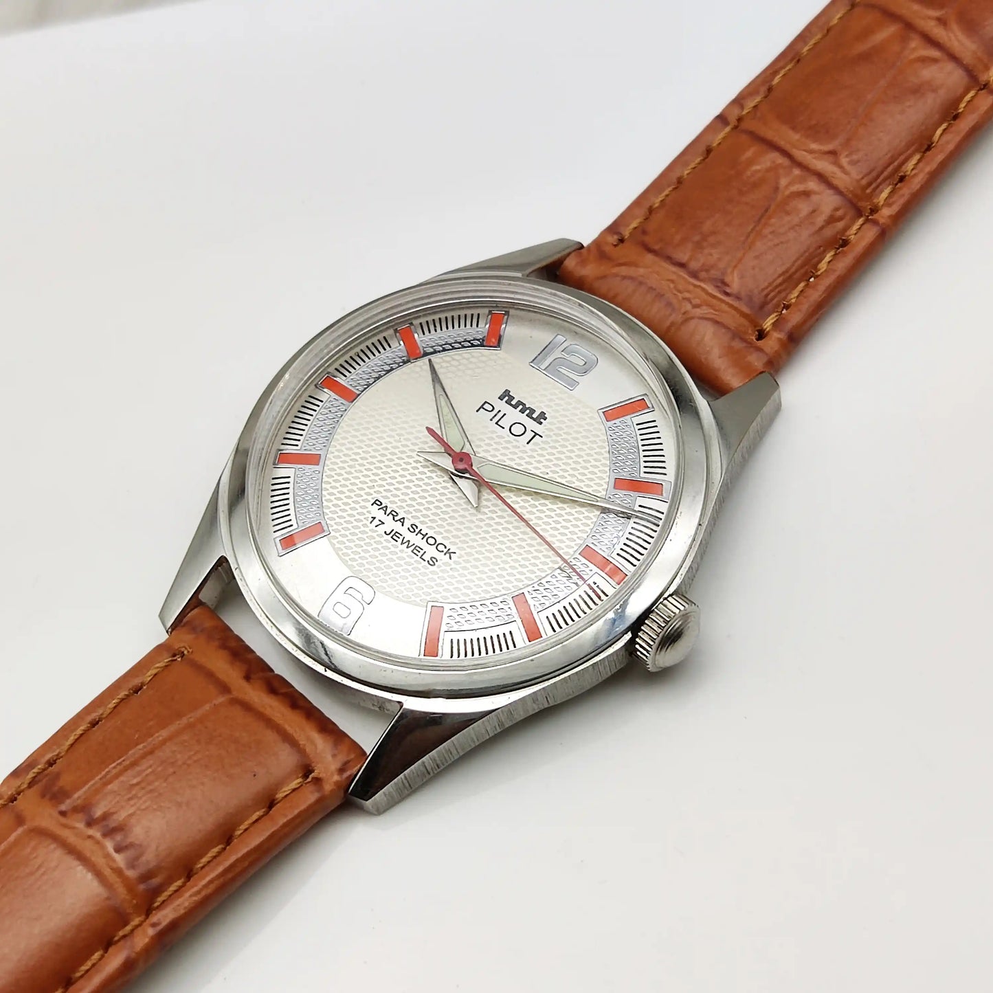 HMT Pilot 17 Jewels Cream Dial Mechanical Handwinding Watch