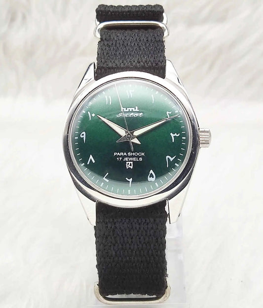 HMT Pilot Para Shock 17 Jewels Handwinding Green Dial Watch