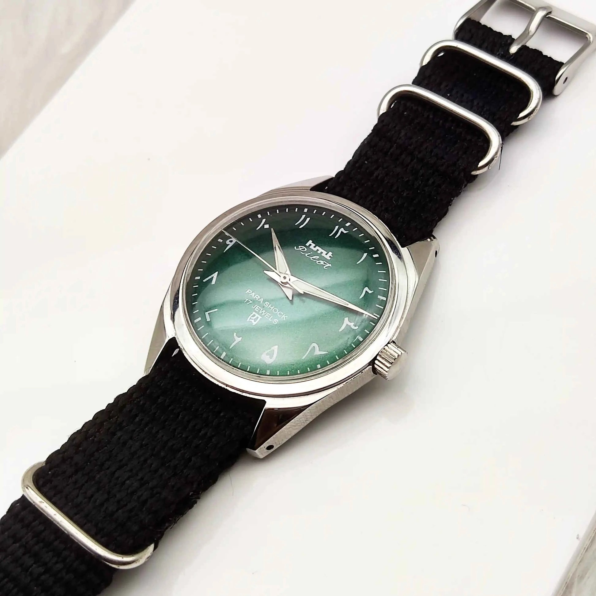 HMT Pilot Para Shock 17 Jewels Handwinding Green Dial Watch