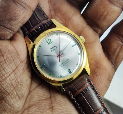 HMT Pilot Para Shock 17 Jewels Silver Dial Transparent Back Handwinding Discover-Diamonds