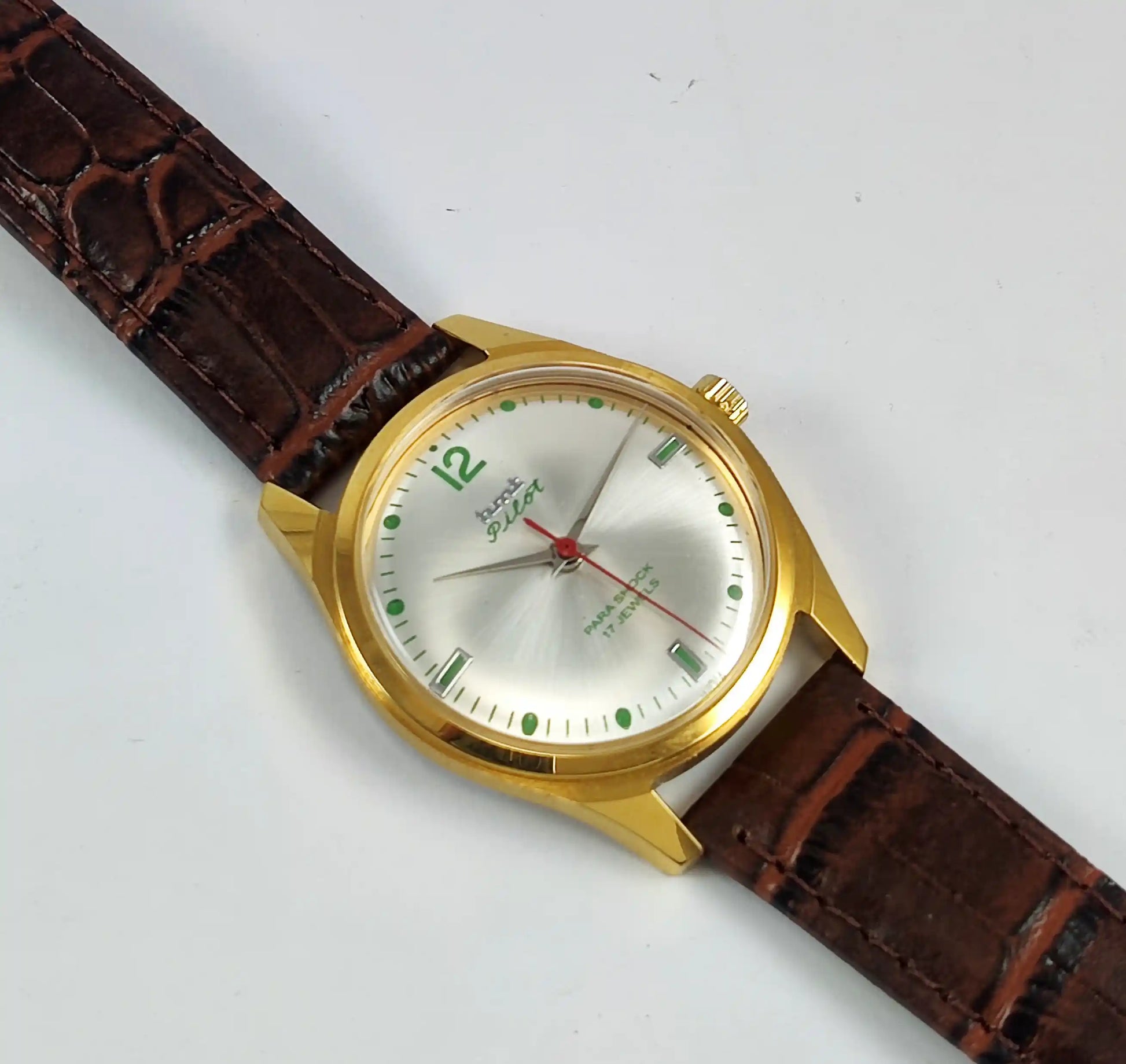 HMT Pilot Para Shock 17 Jewels Silver Dial Transparent Back Handwinding Discover-Diamonds