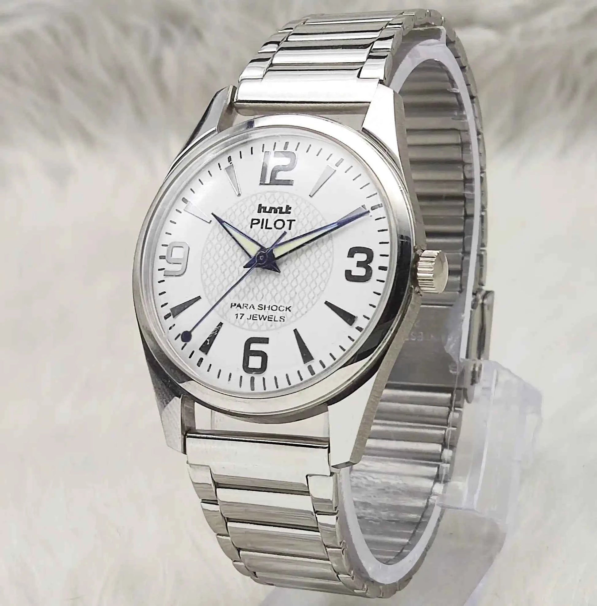 HMT Pilot White Dial 17 Jewels Mechanical Handwinding Watch Stick Numerals Indices
