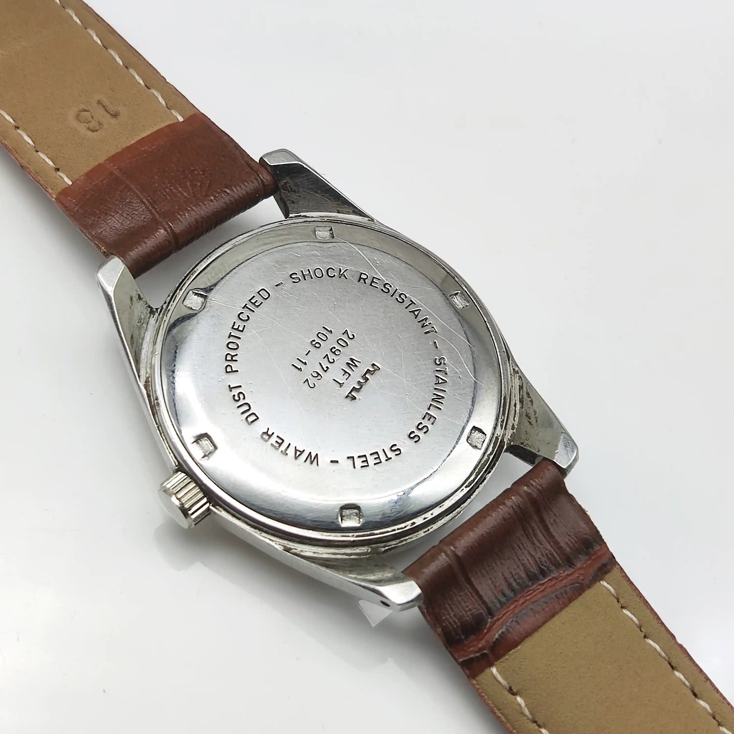 HMT Pilot White Dial With Sun yellow Circle Dial - English Numerals, 17 Jewels, Handwinding