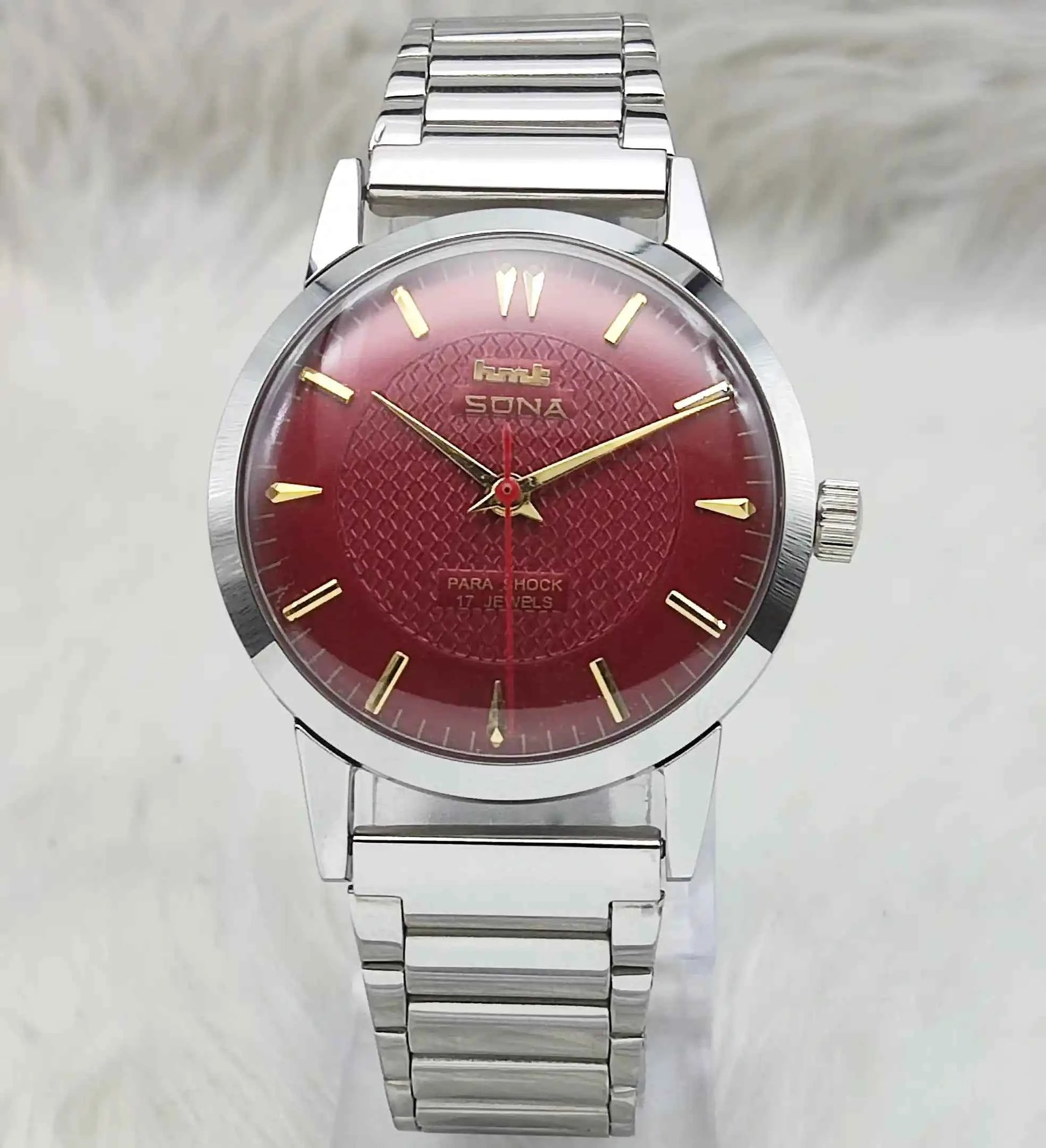 HMT Sona Handwinding 17 Jewels Maroon Dial Watch