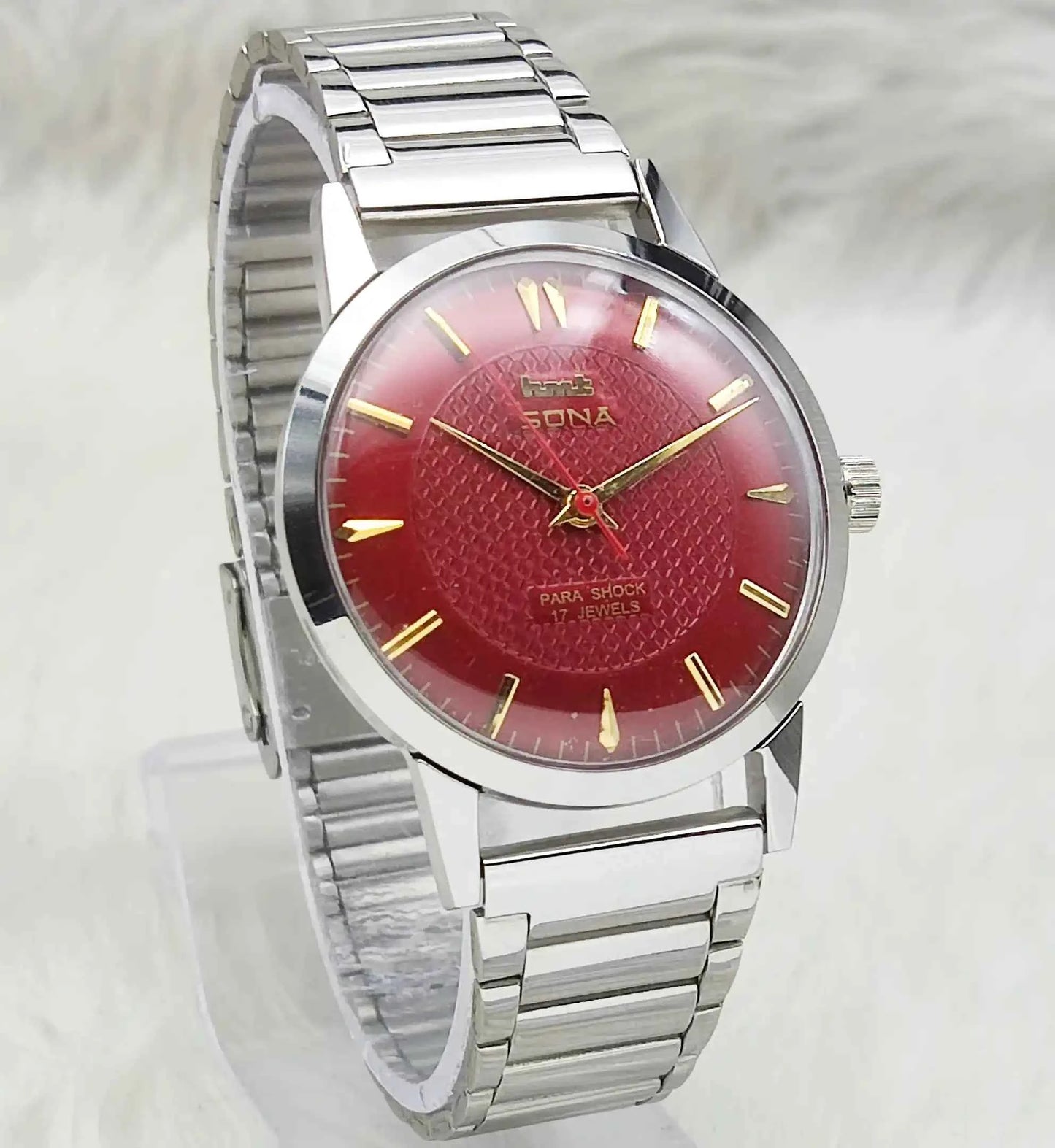 HMT Sona Handwinding 17 Jewels Maroon Dial Watch