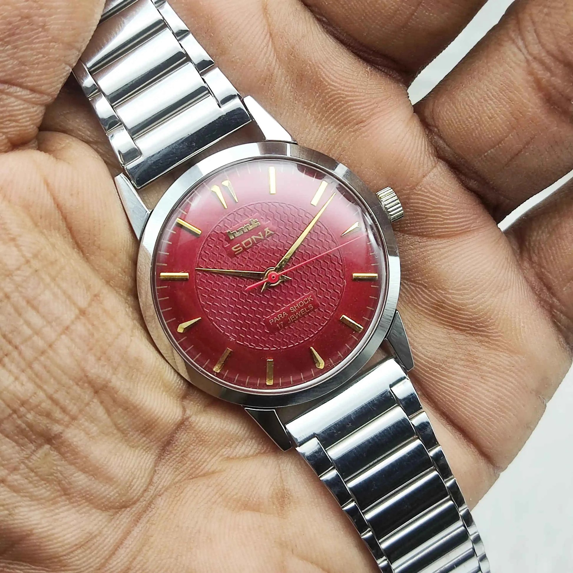 HMT Sona Handwinding 17 Jewels Maroon Dial Watch