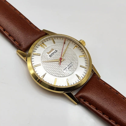 HMT Sona Handwinding Watch - 17 Jewels Silver Dial
